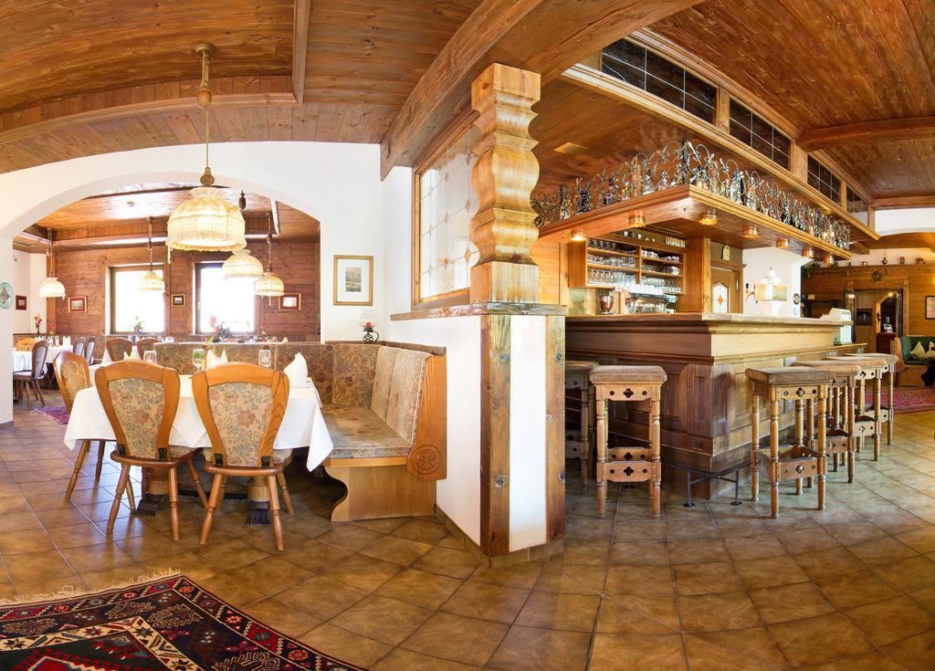 ניוסטיפט אים סטובאיטל Hotel Rosengarten מראה חיצוני תמונה